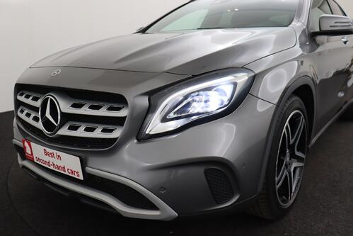 MERCEDES-BENZ GLA 200 Style i + GPS + LEDER + CAMERA + PDC + CRUISE + ALU 17