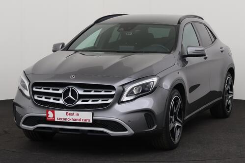 MERCEDES-BENZ GLA 200 Style i + GPS + LEDER + CAMERA + PDC + CRUISE + ALU 17