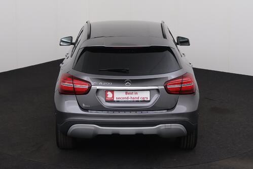MERCEDES-BENZ GLA 200 Style i + GPS + LEDER + CAMERA + PDC + CRUISE + ALU 17
