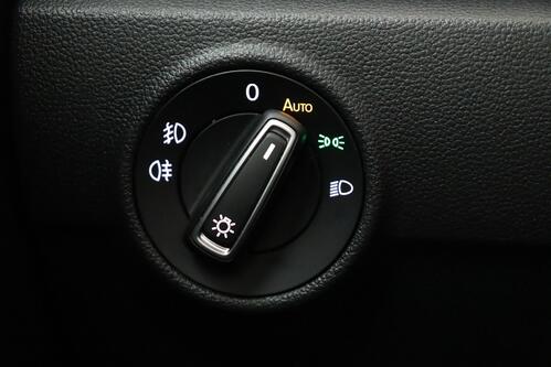 VOLKSWAGEN T-Roc 1.0 TSI UNITED + CARPLAY + GPS + PDC