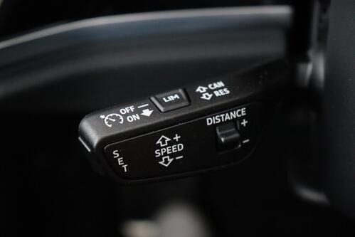 AUDI Q3 Sportback 45 TFSIe S-Line S-Tronic + CARPLAY + GPS + CAMERA + PDC + ALU 20