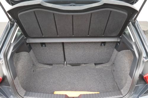 SEAT Ibiza 1.0 TSI STYLE 110 PK + GPS + CARPLAY + PDC