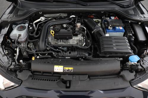 AUDI A1 SPORTBACK BUS.EDITION 25 1.0 TFSI S-TRONIC + GPS + PDC  + ALU