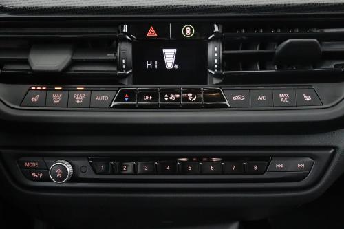 BMW 118  SPORTLINE IA + GPS + CARPLAY + PDC + CRUISE + ALU 17