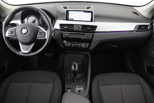 BMW X1 SDRIVE 18 iA ADVANTAGE + GPS + CAMERA + PDC + CRUISE + ALU 17 + XENON