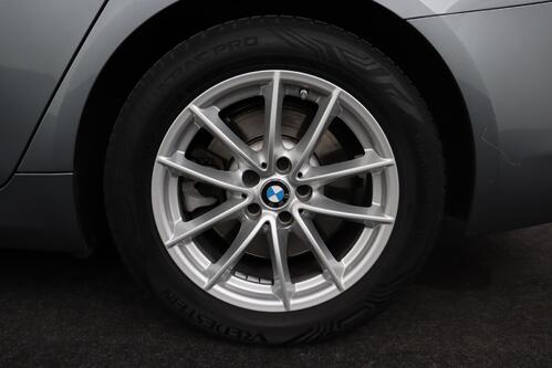BMW 518 dA TOURING BUSINESS EDITION + CARPLAY + GPS + CAMERA + PDC + CRUISE + ALU 