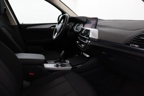 BMW X3 18D sDRIVE DA + GPS + CAMERA + PDC + CRUISE + ALU 18