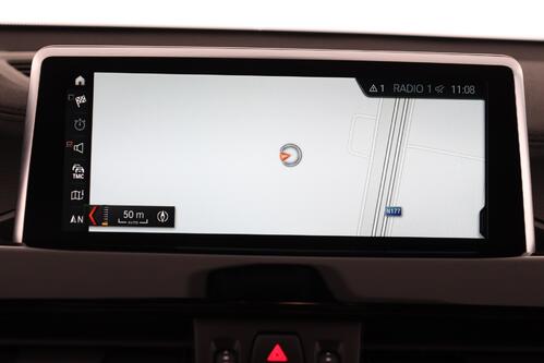 BMW X2 sDRIVE iA + GPS + LEDER + CAMERA + PDC + CRUISE + PANO DAK + ALU 18