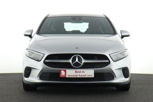 MERCEDES-BENZ A 180 BUS.SOLUTION iA 7G-DCT + GPS + CAMERA + PDC + CRUISE + ALU 16