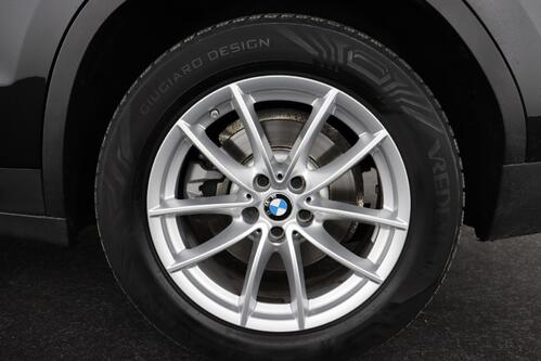 BMW X3 18d sDRIVE DA BUSINESS EDITION + GPS + LEDER + CARPLAY + CAMERA + PDC + CRUISE + ALU 18 