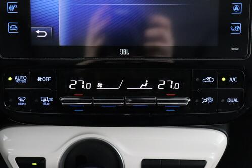 TOYOTA Prius PLUG-IN HYBRID BUSINESS 1.8 VVT-i CVT + A/T + GPS + LEDER + CAMERA + PDC + CRUISE + ALU 
