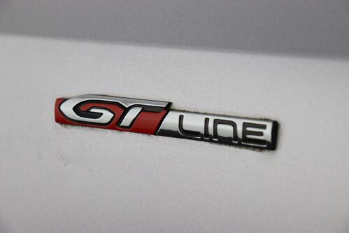 PEUGEOT 308 GT-LINE 1.5BLUEHDI EAT8 + A/T + GPS + CAMERA + PDC + CRUISE + ALCANTARA + ALU 18