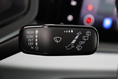 SEAT Ibiza MOVE 1.0TSI + GPS + CARPLAY + PDC + CRUISE + ALU