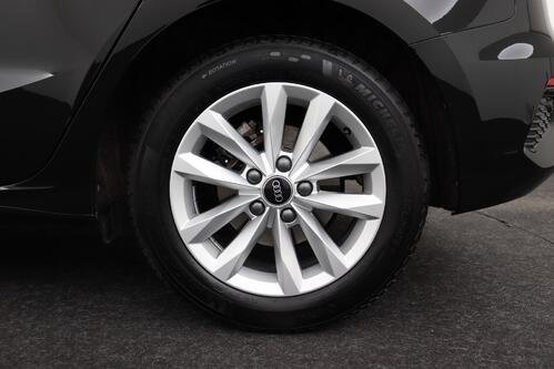 AUDI A3 SPORTBACK BUS.ATTRACTION 30 2.0TDI S-TRONIC + GPS + CARPLAY + PDC + CRUISE + ALU 16