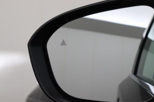 NISSAN Qashqai TEKNA MY22 e-POWER 2WD DESIGN COLD PACK + A/T + GPS + CARPLAY + CAMERA + PDC + CRUISE + PANO DAK + ALU + TREKHAAK 