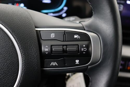 KIA Sportage 1.6 T-GDI 7DCT LX+ MHEV + A/T + GPS + CARPLAY + CAMERA + PDC + CRUISE(ACC) + ALU 17