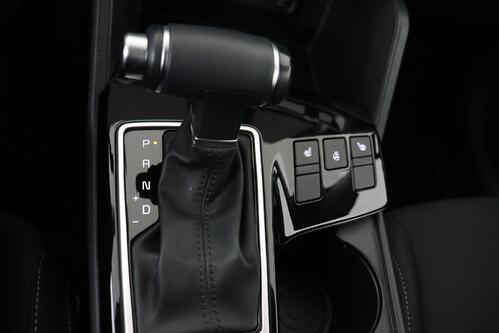 KIA Sportage 1.6 T-GDI 7DCT LX+ MHEV + A/T + GPS + CARPLAY + CAMERA + PDC + CRUISE(ACC) + ALU 17