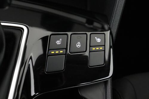 KIA Sportage 1.6 T-GDI 7DCT LX+ MHEV + A/T + GPS + CARPLAY + CAMERA + PDC + CRUISE(ACC) + ALU 17