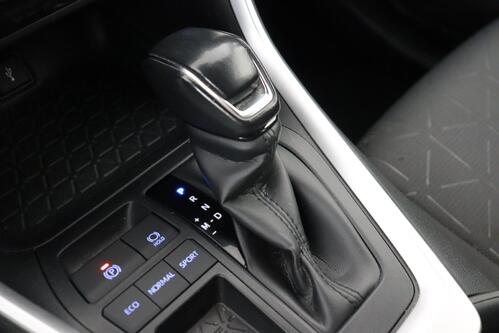 TOYOTA RAV4 DYNAMIC PLUS 2.0VVT-i CVT + A/T + GPS + CAMERA + PDC + CRUISE + ALU 18 + TREKHAAK 