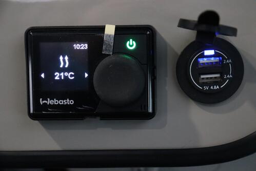 ANTILOPEVAN Flex Confort Plus 2.0 dCi EDC | Version Confort Plus: High bed + LITHIUM 100AH battery + mosquito netting