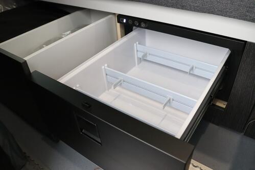 ANTILOPEVAN Flex Confort Plus 2.0 dCi EDC | Version Confort Plus: High bed + LITHIUM 100AH battery + mosquito netting