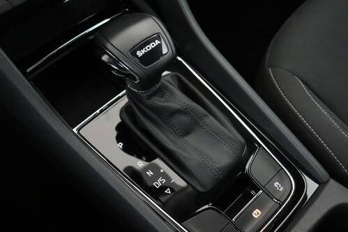 SKODA Karoq 1.5 TSI DSG + CARPLAY + GPS + CAMERA + PDC + ALU 16