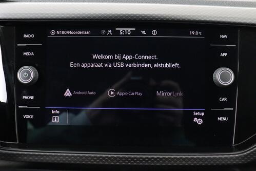 VOLKSWAGEN T-Cross 1.0 TSI  + GPS + LEDER + CARPLAY + CAMERA + PDC + CRUISE + ALU 16 +TREKHAAK