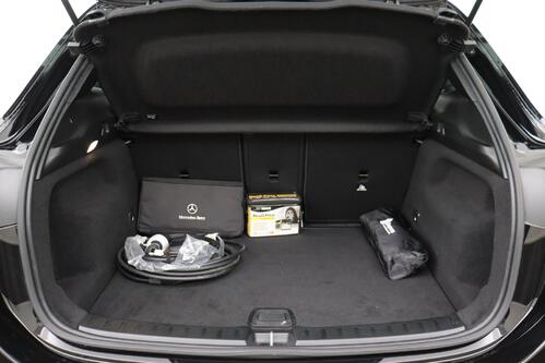 MERCEDES-BENZ GLA 250 e iA + GPS + LEDER + PDC + CRUISE + ALU 17 + TREKHAAK 
