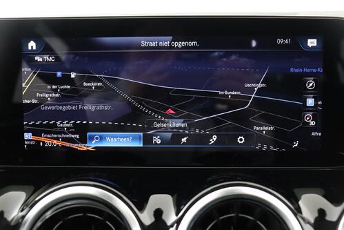 MERCEDES-BENZ GLA 250 e iA + GPS + LEDER + PDC + CRUISE + ALU 17 + TREKHAAK 