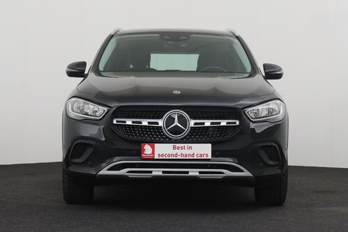MERCEDES-BENZ GLA 250 e iA + GPS + LEDER + PDC + CRUISE + ALU 17 + TREKHAAK 