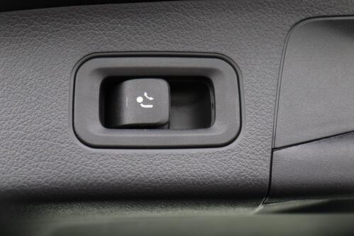 MERCEDES-BENZ GLA 250 e iA + GPS + LEDER + PDC + CRUISE + ALU 17 + TREKHAAK 