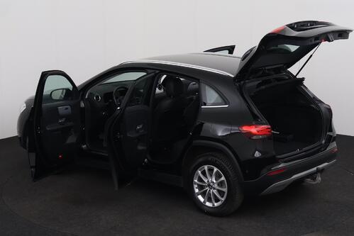 MERCEDES-BENZ GLA 250 e iA + GPS + LEDER + PDC + CRUISE + ALU 17 + TREKHAAK 