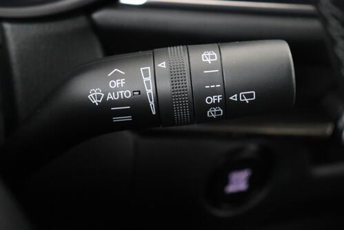 MAZDA CX-30 2.0 L e-SKYACTIVE EXCLUSIVE LINE + GPS + CAMERA + PDC + CRUISE + ALU 