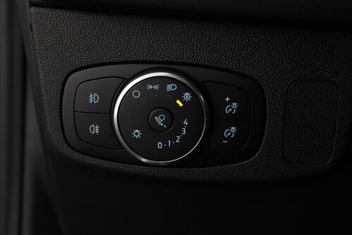 FORD Focus CONNECTED 1.0i ECOBOOST + GPS + CARPLAY + CAMERA + PDC + CRUISE + ALU 16