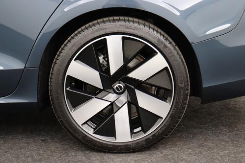 VOLVO V60 2.0 T6 RECHARGE PLUS AWD PHEV GEARTRONIC  + GPS + LEDER + CAMERA + PDC + CRUISE + ALU 19