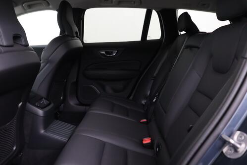 VOLVO V60 2.0 T6 RECHARGE PLUS AWD PHEV GEARTRONIC  + GPS + LEDER + CAMERA + PDC + CRUISE + ALU 19