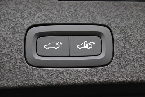 VOLVO V60 2.0 T6 RECHARGE PLUS AWD PHEV GEARTRONIC  + GPS + LEDER + CAMERA + PDC + CRUISE + ALU 19