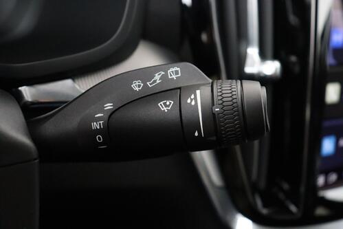 VOLVO V60 2.0 T6 RECHARGE PLUS AWD PHEV GEARTRONIC  + GPS + LEDER + CAMERA + PDC + CRUISE + ALU 19