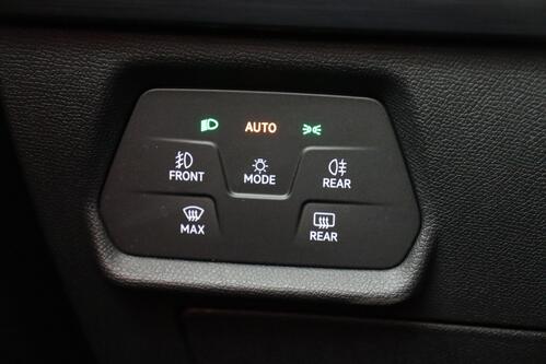 CUPRA Formentor 1.5 TSi + GPS + CARPLAY + HALF/LEDER + CAMERA + PDC + CRUISE + ALU 18