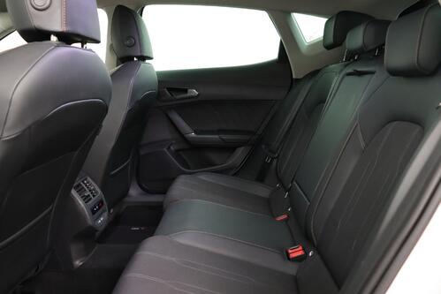 CUPRA Formentor 1.5 TSi + GPS + CARPLAY + HALF/LEDER + CAMERA + PDC + CRUISE + ALU 18