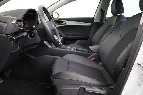 CUPRA Formentor 1.5 TSi + GPS + CARPLAY + HALF/LEDER + CAMERA + PDC + CRUISE + ALU 18