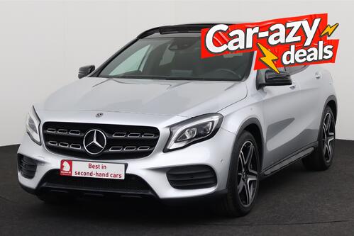 MERCEDES-BENZ GLA 180  AMG LINE + A/T + GPS + CAMERA + PDC + LEDER/ALCANTARA + PANO DAK + ALU 19