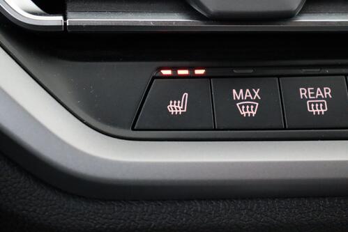 BMW 320 e IA BUSINESS EDITION PHEV + CARPLAY + GPS + CAMERA + PDC + CRUISE (ACC) + LEDER + ALU 17