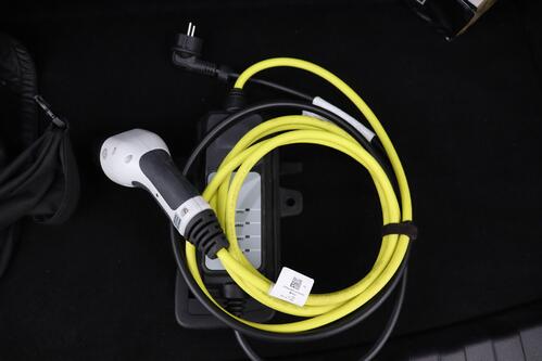 BMW 320 e IA BUSINESS EDITION PHEV + CARPLAY + GPS + CAMERA + PDC + CRUISE (ACC) + LEDER + ALU 17