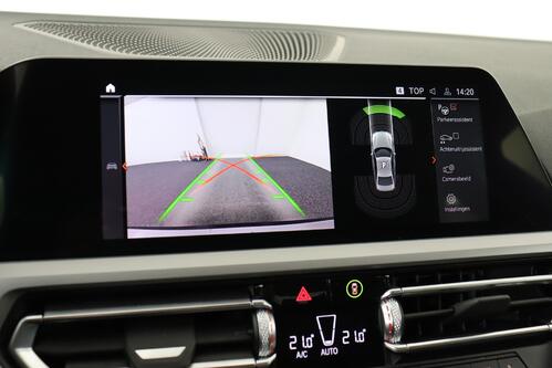 BMW 320 e IA BUSINESS EDITION PHEV + CARPLAY + GPS + CAMERA + PDC + CRUISE (ACC) + LEDER + ALU 17