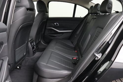 BMW 320 e IA BUSINESS EDITION PHEV + CARPLAY + GPS + CAMERA + PDC + CRUISE (ACC) + LEDER + ALU 17