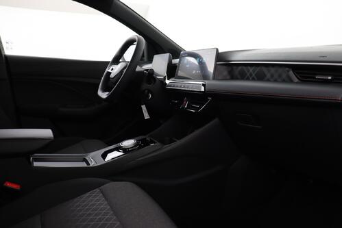 MG MG3 1.5L HYBRID  + A/T + GPS + CAMERA + PDC + CRUISE 