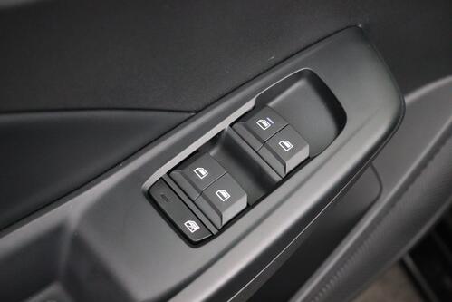 MG MG3 1.5L HYBRID  + A/T + GPS + CAMERA + PDC + CRUISE 