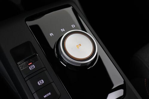 MG MG3 1.5L HYBRID  + A/T + GPS + CAMERA + PDC + CRUISE 