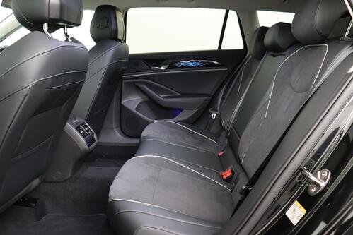 VOLKSWAGEN Passat Variant BUSINESS 2.0 TDI DSG  + GPS + CARPLAY + LEDER/ALCANTARA + CAMERA + PDC + CRUISE + ALU 16